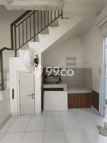 Disewakan! Rumah 2 Kamar Tidur &
2 Kamar Mandi di Gading Serpong, Tangerang Disewakan! Rumah 2 Kamar Tidur &
2 Kamar Mandi di Gading Serpong, Tangerang