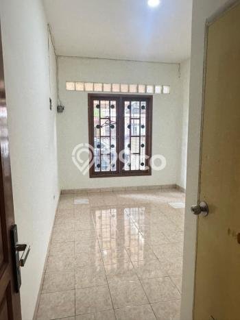 Jarang Ada! Rumah Sewa 5 Kamar Nyaman Siap Huni BSD Griya Loka Jarang Ada! Rumah Sewa 5 Kamar Nyaman Siap Huni BSD Griya Loka