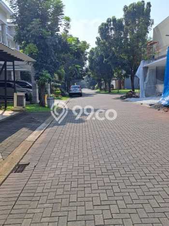 Rumah sewa siap huni 3 Kamar Tidur di BSD City, Tangerang Rumah sewa siap huni 3 Kamar Tidur di BSD City, Tangerang