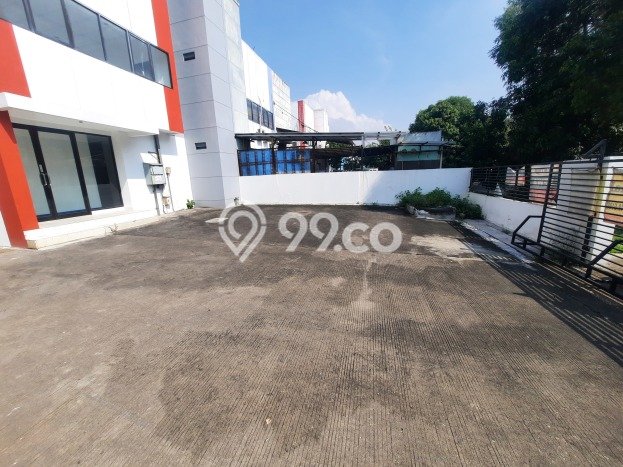 Disewakan Gudang di Kawasan Ramai Jababeka Luas 468m2 Disewakan Gudang di Kawasan Ramai Jababeka Luas 468m2