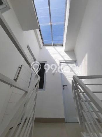 Disewakan Ruko di Kawasan Ramai Jababeka Luas 60m2 Disewakan Ruko di Kawasan Ramai Jababeka Luas 60m2