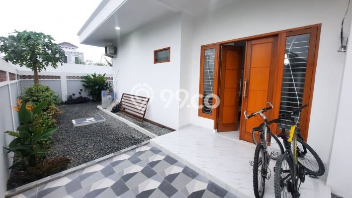 BEST PRICE! Rumah Berkualitas di Jababeka, Luas 187m² LB 170m² BEST PRICE! Rumah Berkualitas di Jababeka, Luas 187m² LB 170m²