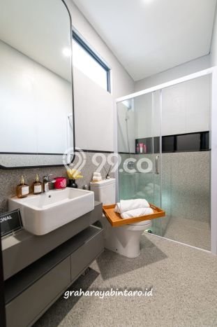For Sale Rumah 3 Kamar Lokasi Ideal Nyaman dan Strategis di Pondok Aren For Sale Rumah 3 Kamar Lokasi Ideal Nyaman dan Strategis di Pondok Aren