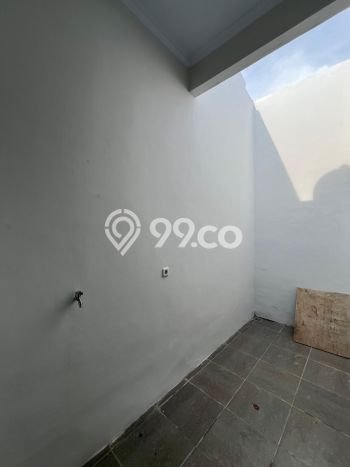 Rumah Modern Cantik 2 KT Bisa Langsung Pindah di Jagakarsa Rumah Modern Cantik 2 KT Bisa Langsung Pindah di Jagakarsa