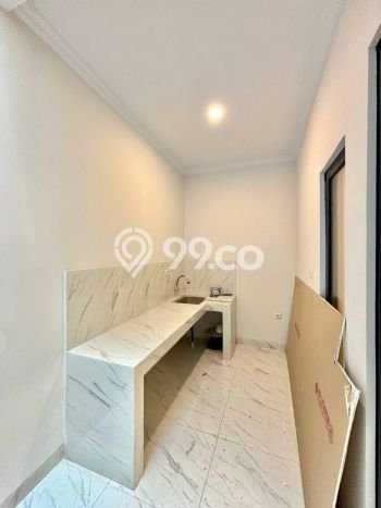 Rumah Strategis Minimalis Lb 120m2 di Cinere, Depok Rumah Strategis Minimalis Lb 120m2 di Cinere, Depok