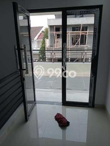 Jual Rumah Strategis Bagus Punya 4 KT di Pasar Minggu Jakarta Selatan SHM Jual Rumah Strategis Bagus Punya 4 KT di Pasar Minggu Jakarta Selatan SHM