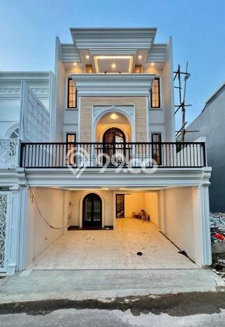 Rumah Mewah Siap Huni LT 150m2 di Cilandak, Jakarta Selatan Rumah Mewah Siap Huni LT 150m2 di Cilandak, Jakarta Selatan