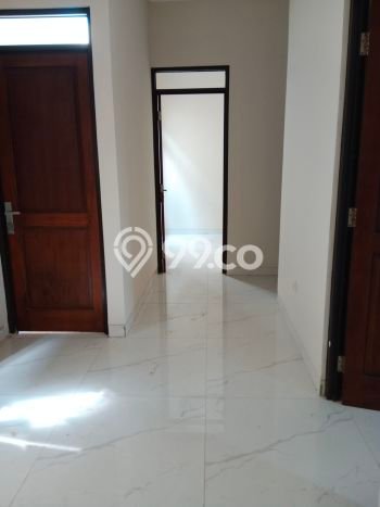 For Sale Rumah Ideal Siap Huni di Jakarta Selatan Favorit For Sale Rumah Ideal Siap Huni di Jakarta Selatan Favorit
