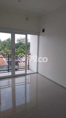 Dijual Rumah Minimalis Bagus Punya 3 KT di Jagakarsa Jakarta Selatan SHM Dijual Rumah Minimalis Bagus Punya 3 KT di Jagakarsa Jakarta Selatan SHM