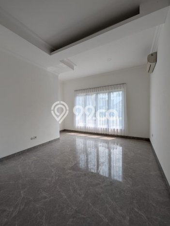 Jual Rumah Mewah Megah Dengan View Cantik di Sentul City, Bogor Jual Rumah Mewah Megah Dengan View Cantik di Sentul City, Bogor