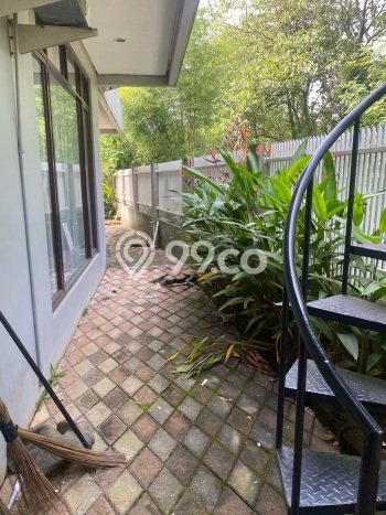Rumah Mewah LB 400m2 Siap Pakai Desain Elegan di Sentul City, Bogor Rumah Mewah LB 400m2 Siap Pakai Desain Elegan di Sentul City, Bogor