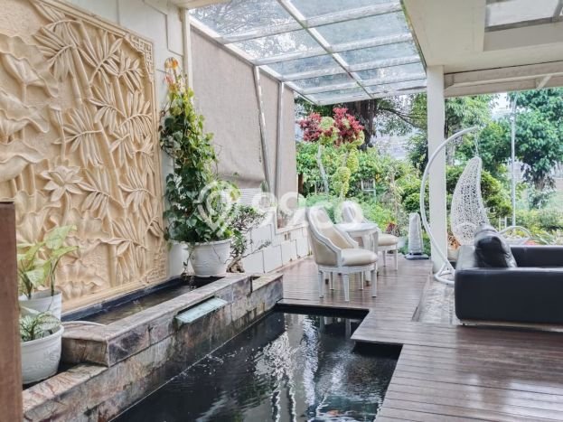For Sale! Luxury House LT 273m2 Desain Elegan di Sentul City For Sale! Luxury House LT 273m2 Desain Elegan di Sentul City