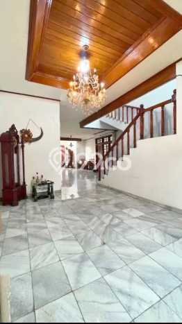 Dijual Rumah Premium dengan Fasilitas Sekitar Komplit di Matraman, Jakarta Timur Dijual Rumah Premium dengan Fasilitas Sekitar Komplit di Matraman, Jakarta Timur