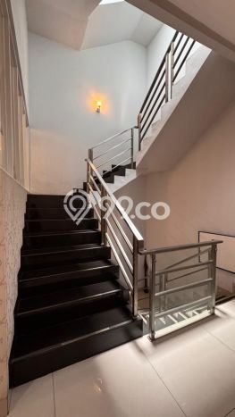 Rumah Mewah Dijual LT 163m2 di Penjaringan, Jakarta Utara Rumah Mewah Dijual LT 163m2 di Penjaringan, Jakarta Utara