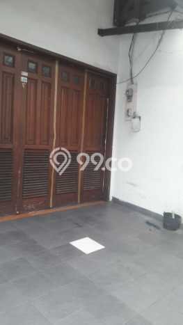 For Sale! Luxury House LT 200m2 Desain Elegan di Petojo For Sale! Luxury House LT 200m2 Desain Elegan di Petojo
