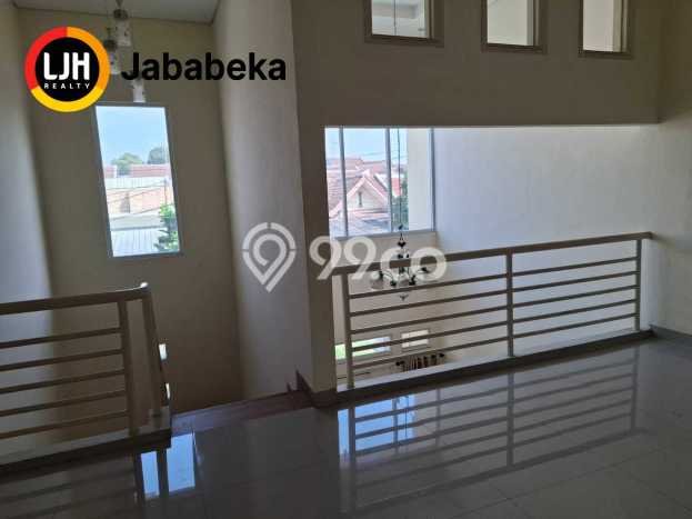 Disewakan Segera Rumah Kondisi Bagus di Area Lippo Cikarang, Cikarang Disewakan Segera Rumah Kondisi Bagus di Area Lippo Cikarang, Cikarang