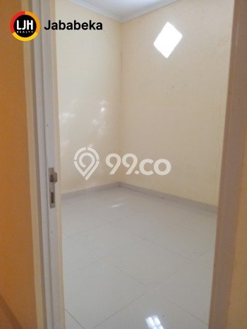 Rumah area Lippo Cikarang, 7 KT, Lingkungan Strategis, LT 126m² Bangunan 250m² Rumah area Lippo Cikarang, 7 KT, Lingkungan Strategis, LT 126m² Bangunan 250m²