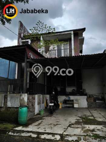 Rumah Modern Cantik 3 KT Bisa Langsung Pindah di Lippo Cikarang Rumah Modern Cantik 3 KT Bisa Langsung Pindah di Lippo Cikarang