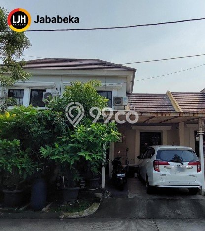 For Sale Rumah 2 Kamar Lokasi Ideal Bagus dan Strategis di Lippo Cikarang For Sale Rumah 2 Kamar Lokasi Ideal Bagus dan Strategis di Lippo Cikarang