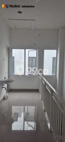 LOKASI PREMIUM! Ruko Kawasan Jababeka, Luas 80m², Pusat Bisnis LOKASI PREMIUM! Ruko Kawasan Jababeka, Luas 80m², Pusat Bisnis