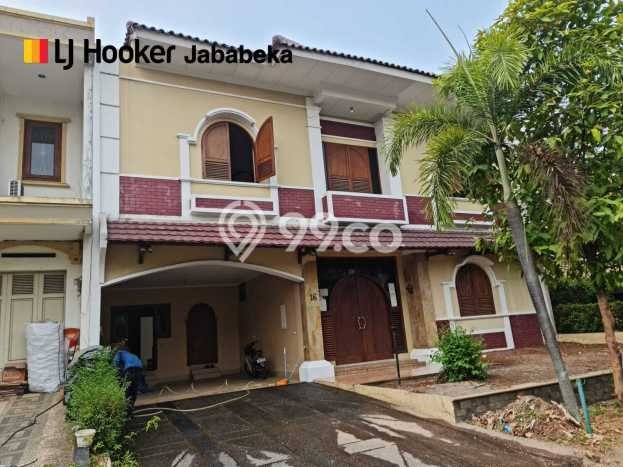 LOKASI STRATEGIS! Rumah kawasan Lippo Cikarang, Akses ke Tol, 5 KT, LT 343m2m² Bangunan 347m2m² LOKASI STRATEGIS! Rumah kawasan Lippo Cikarang, Akses ke Tol, 5 KT, LT 343m2m² Bangunan 347m2m²