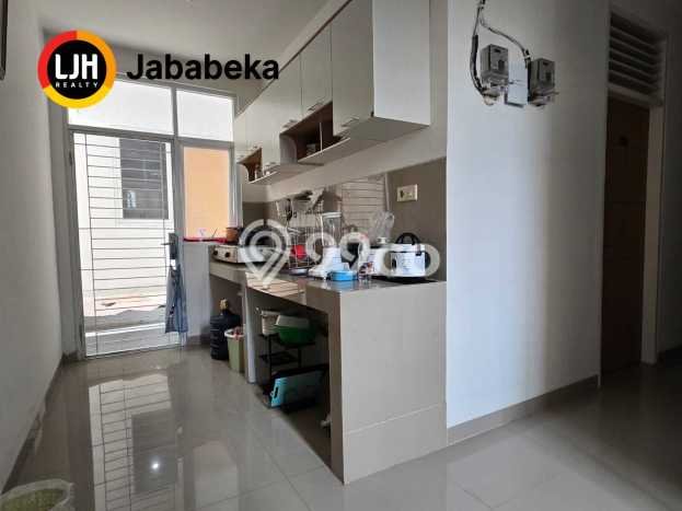 FOR SALE Kost 26 Kamar, 26 Kamar Mandi di Lippo Cikarang, Cikarang, Luas 400m2 FOR SALE Kost 26 Kamar, 26 Kamar Mandi di Lippo Cikarang, Cikarang, Luas 400m2
