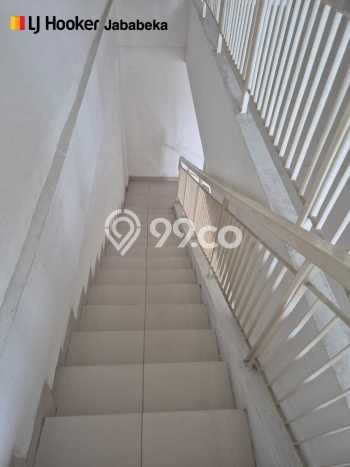 KAWASAN KOMERSIAL! Ruko Disewakan di , Luas 162m2m², Jalan Utama KAWASAN KOMERSIAL! Ruko Disewakan di , Luas 162m2m², Jalan Utama