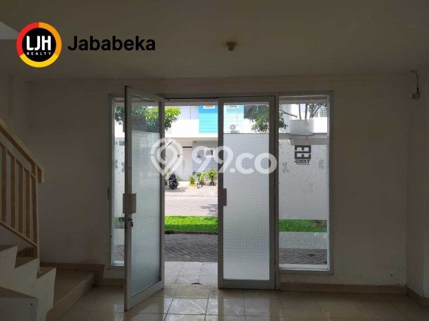 Dijual! Ruko di Jababeka Bekasi LT 45m2 / LB 75m2 Kawasan Bisnis Dijual! Ruko di Jababeka Bekasi LT 45m2 / LB 75m2 Kawasan Bisnis
