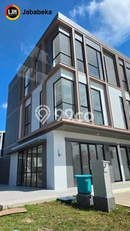 Ruko For Rent Kawasan Lippo Cikarang, Luas 204m2m², Lokasi Strategis, Siap Usaha Ruko For Rent Kawasan Lippo Cikarang, Luas 204m2m², Lokasi Strategis, Siap Usaha