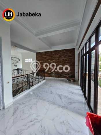 Dijual Rumah Luas Megah Dengan View Cantik di Jababeka, Bekasi Dijual Rumah Luas Megah Dengan View Cantik di Jababeka, Bekasi
