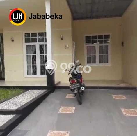 Dijual Cepat Rumah Bagus Siap Huni LB 100m2 di Lippo Cikarang, Cikarang Dijual Cepat Rumah Bagus Siap Huni LB 100m2 di Lippo Cikarang, Cikarang