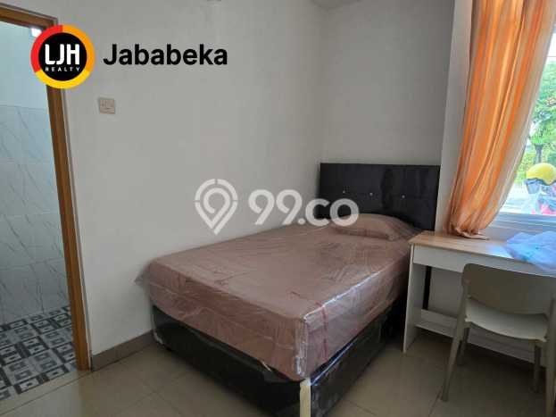 FOR SALE Kost 26 Kamar, 26 Kamar Mandi di Lippo Cikarang, Cikarang, Luas 400m2 FOR SALE Kost 26 Kamar, 26 Kamar Mandi di Lippo Cikarang, Cikarang, Luas 400m2