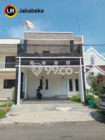 Rumah area Lippo Cikarang, 7 KT, Lingkungan Strategis, LT 126m² Bangunan 250m² Rumah area Lippo Cikarang, 7 KT, Lingkungan Strategis, LT 126m² Bangunan 250m²