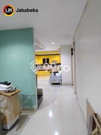 Dijual Cepat Rumah Favorit Siap Huni LB 245m2 di Lippo Cikarang, Cikarang Dijual Cepat Rumah Favorit Siap Huni LB 245m2 di Lippo Cikarang, Cikarang