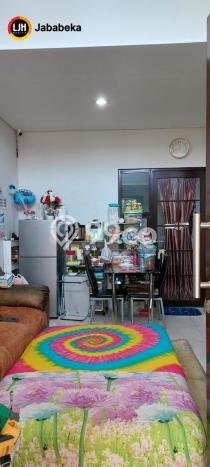 For Sale Rumah 2 Kamar Lokasi Ideal Bagus dan Strategis di Lippo Cikarang For Sale Rumah 2 Kamar Lokasi Ideal Bagus dan Strategis di Lippo Cikarang