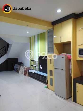 Dijual Cepat Rumah Favorit Siap Huni LB 245m2 di Lippo Cikarang, Cikarang Dijual Cepat Rumah Favorit Siap Huni LB 245m2 di Lippo Cikarang, Cikarang