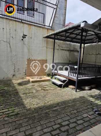 Rumah Modern Cantik 3 Kamar Bisa Langsung Pindah di Lippo Cikarang Rumah Modern Cantik 3 Kamar Bisa Langsung Pindah di Lippo Cikarang