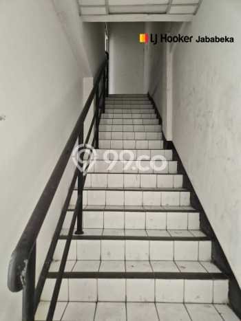 Gudang Bagus Dijual LB 428m2 Lokasi Strategis Bekasi Area Cocok untuk Berbisnis Gudang Bagus Dijual LB 428m2 Lokasi Strategis Bekasi Area Cocok untuk Berbisnis