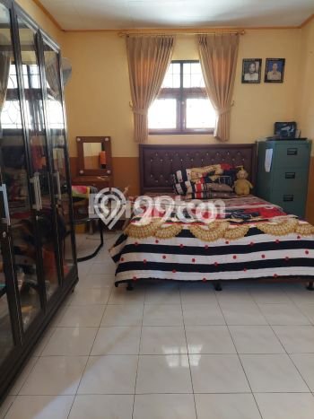 LOKASI STRATEGIS! Ruko For Rent di Gunung Salak, Luas 162m², Kawasan Berkembang LOKASI STRATEGIS! Ruko For Rent di Gunung Salak, Luas 162m², Kawasan Berkembang