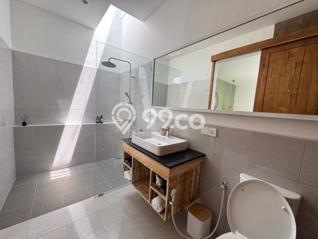 Dijual! Vila di Kerobokan, Ukuran 130m², Akses ke Fasilitas Umum Dijual! Vila di Kerobokan, Ukuran 130m², Akses ke Fasilitas Umum