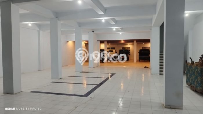 Area Ramai! Ruko Dijual di Denpasar Utara untuk Bisnis Luas Bangunan 780m2 Area Ramai! Ruko Dijual di Denpasar Utara untuk Bisnis Luas Bangunan 780m2