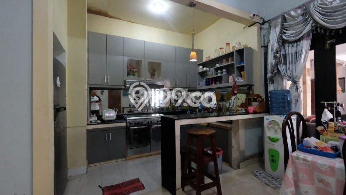 Siap Huni Hunian Elit 6 Kamar di Denpasar Barat Dekat ke Mana Saja Siap Huni Hunian Elit 6 Kamar di Denpasar Barat Dekat ke Mana Saja