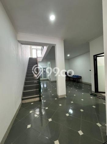Unit Ruko Dijual di Duren Sawit Jakarta Timur Luas Tanah 148m2, Luas Bangunan 290m2 Unit Ruko Dijual di Duren Sawit Jakarta Timur Luas Tanah 148m2, Luas Bangunan 290m2