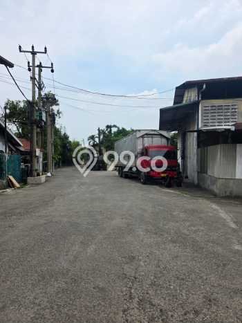 Area Ramai! Gudang Dijual di Rajeg untuk Bisnis Luas Bangunan 8444m2 Area Ramai! Gudang Dijual di Rajeg untuk Bisnis Luas Bangunan 8444m2