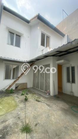 For Sale Rumah 3 Kamar Lokasi Ideal Nyaman dan Strategis di BSD For Sale Rumah 3 Kamar Lokasi Ideal Nyaman dan Strategis di BSD