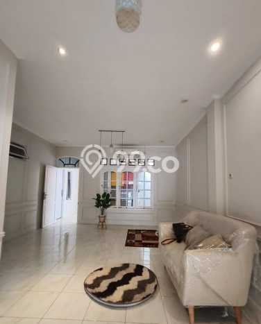 Rumah Modern Cantik 3 Kamar Bisa Langsung Pindah di BSD Rumah Modern Cantik 3 Kamar Bisa Langsung Pindah di BSD
