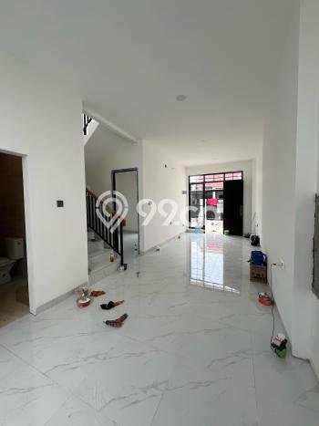 Rumah Modern Cantik 3 Kamar Bisa Langsung Pindah di BSD Rumah Modern Cantik 3 Kamar Bisa Langsung Pindah di BSD