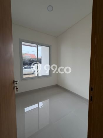 Rumah Strategis Minimalis Lb 140m2 di BSD, Tangerang Selatan Rumah Strategis Minimalis Lb 140m2 di BSD, Tangerang Selatan