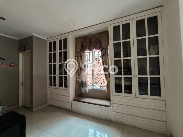 Rumah Elit LB 164m2 Siap Pakai Desain Elegan di Gading Serpong, Tangerang Rumah Elit LB 164m2 Siap Pakai Desain Elegan di Gading Serpong, Tangerang