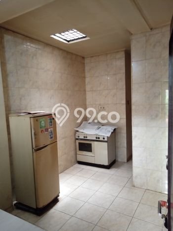 Rumah Luas Asri 3 KT Siap Pakai di Bintaro Tangerang Selatan Rumah Luas Asri 3 KT Siap Pakai di Bintaro Tangerang Selatan